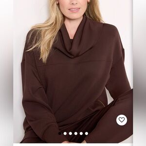 Priya Longline Sweatshirt
Varley/ Size S / Color - Coffeebean / Excellent